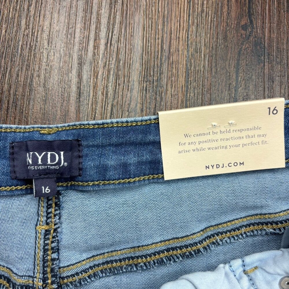 NWT NYDJ Teresa Wide Leg Ankle Jeans Light Wash Women’s Size 16 - Picture 8 of 14